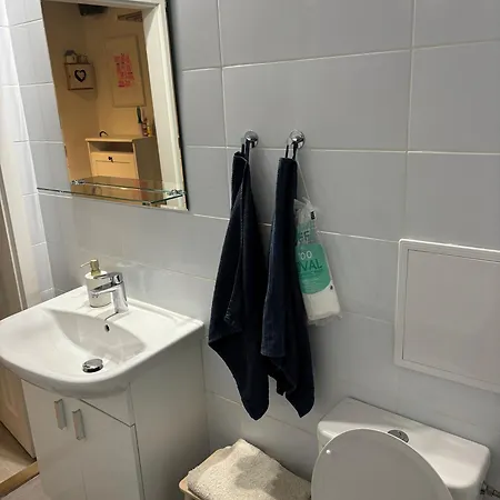 Cozy In Center Διαμέρισμα Μπρατισλάβα